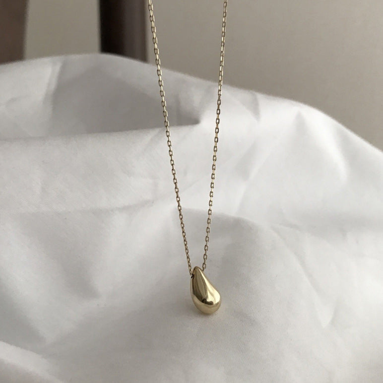 Minimalistický náhrdelník Waterdrop